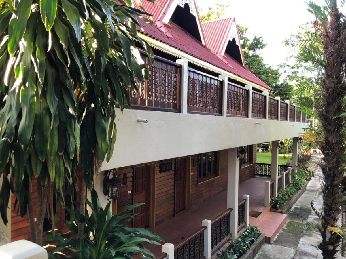 Hotel Siblanburi Resort Mae Hong Son Exterior photo
